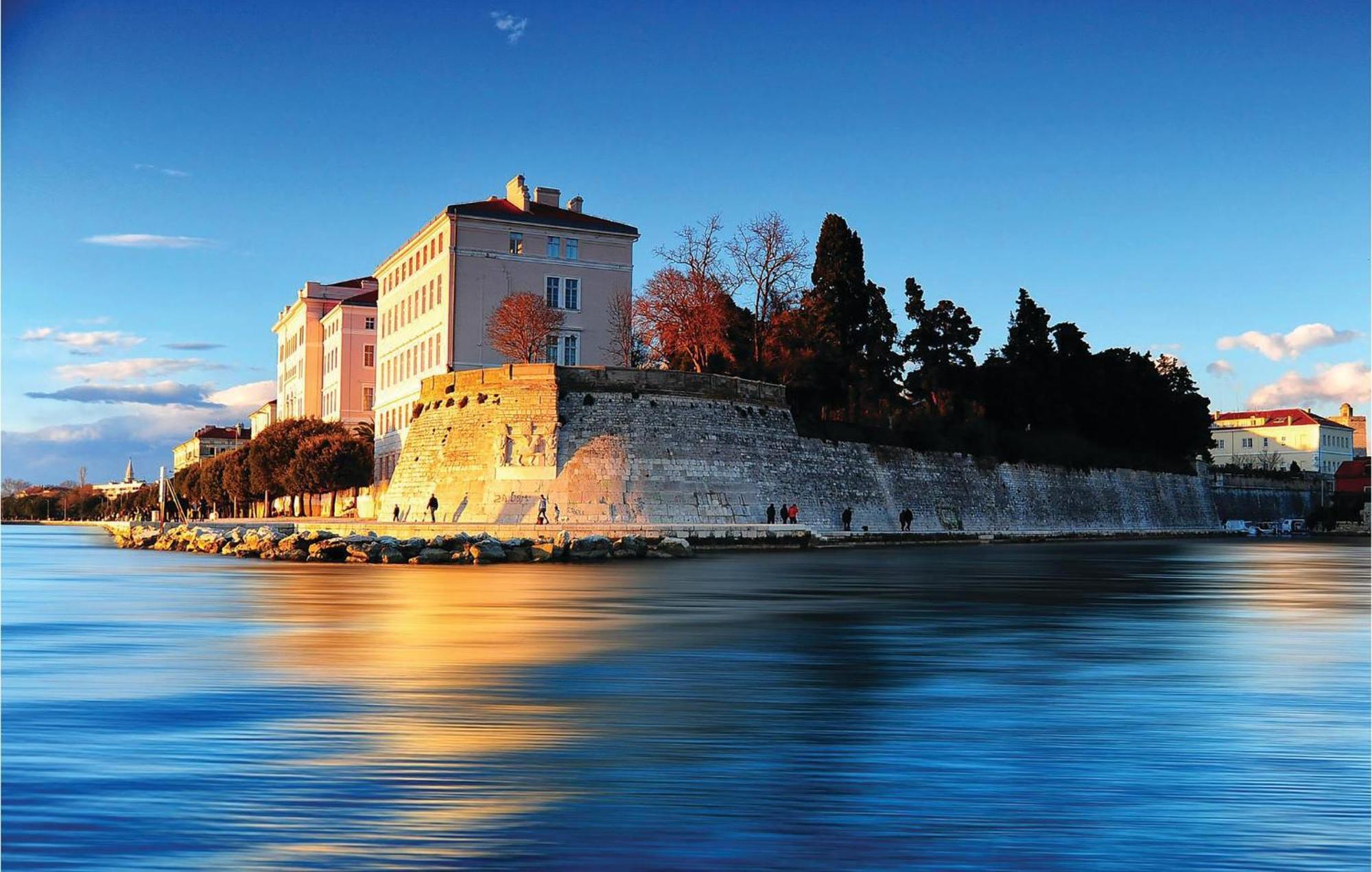 1 Bedroom Stunning Apartment In Zadar Exterior foto