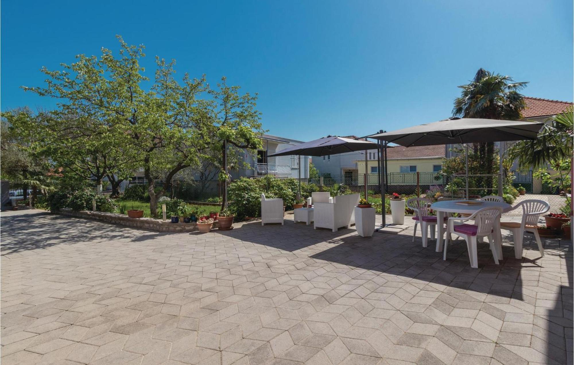 1 Bedroom Stunning Apartment In Zadar Exterior foto