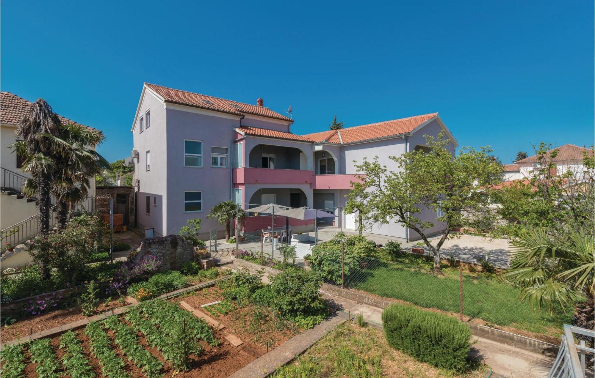 1 Bedroom Stunning Apartment In Zadar Exterior foto